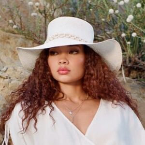 NWT Lulu's Beach Daze Cream Beaded Boater Hat